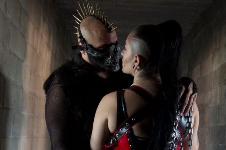 Club Swinkster: Goddess Ellez and Sir Tank