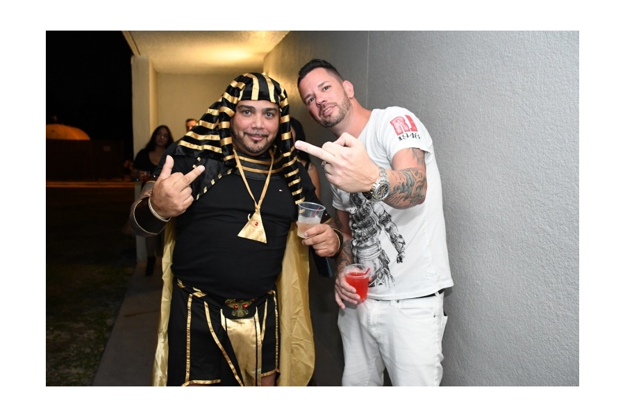 All That Glitters - NYE Takeover 2019