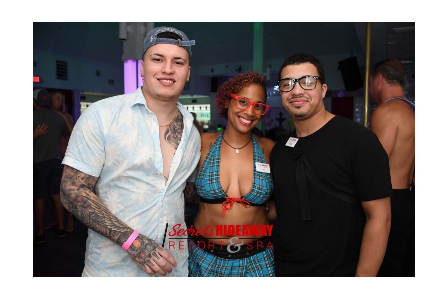 Aahz Party's Naughty Schoolgirl Party