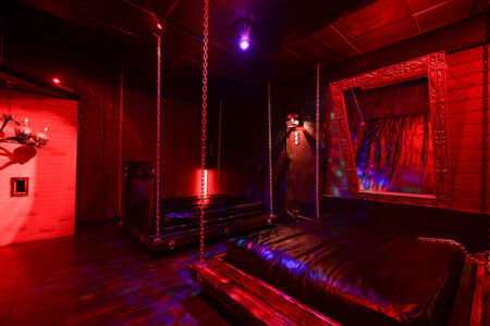 Dungeon Playroom 23